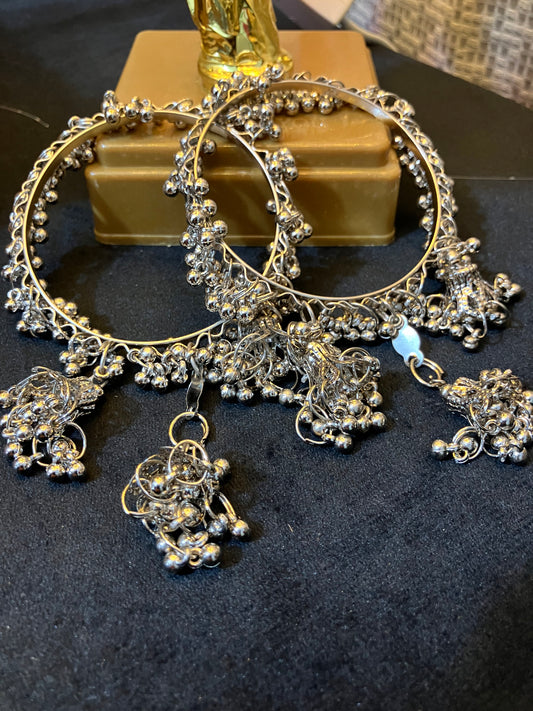 Silver Jhumka bangles 4pc